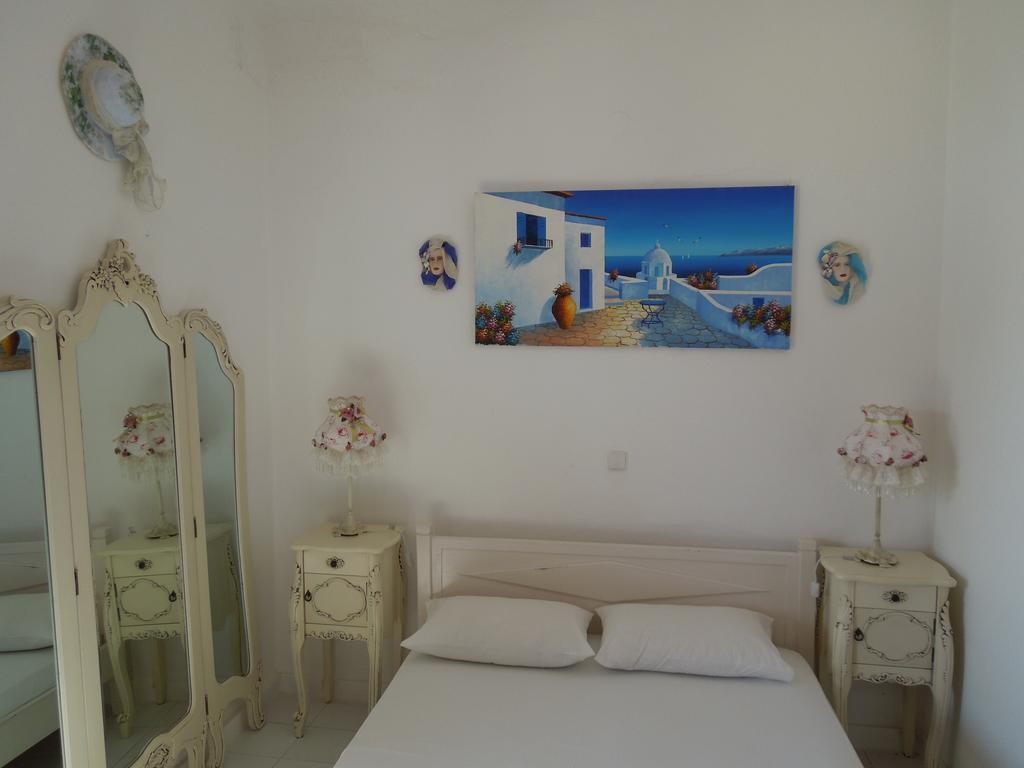 Albatross Livadi (Serifos) Quarto foto